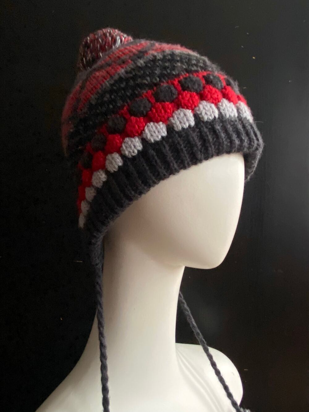 SMARTWOOL Grey/Red Merino Wool Beanie w/Tassels sz OS (Unisex)